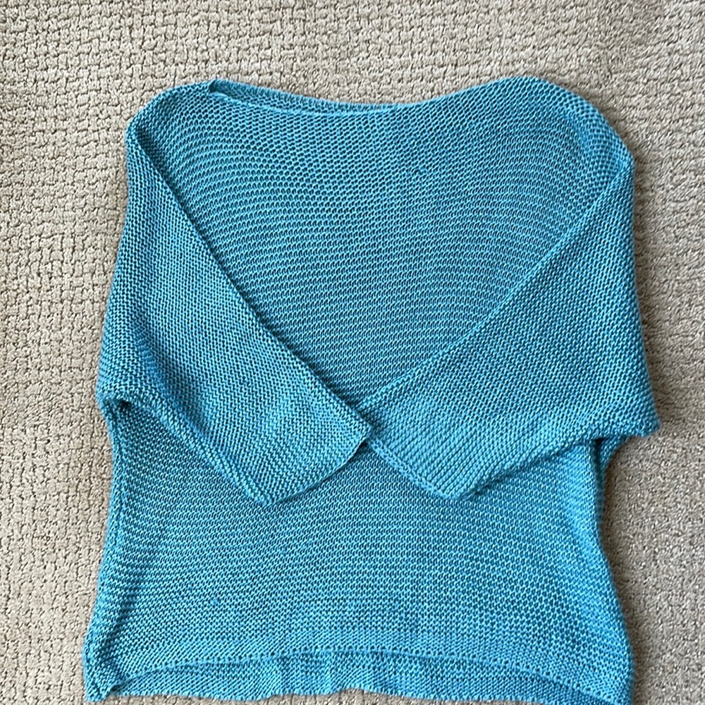 Medium dark turquoise blue Italian made sweater…
